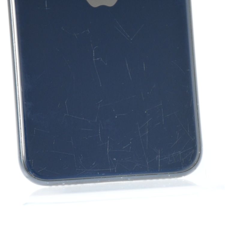 �ڽ����Хåƥ꡼83%��docomo SIM�ե꡼ iPhone SE��3���� 64GB�ߥåɥʥ���