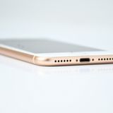 �ڱվ�����ư���ǽ������󥯡�SIM�ե꡼ iPhone8 64GB �������