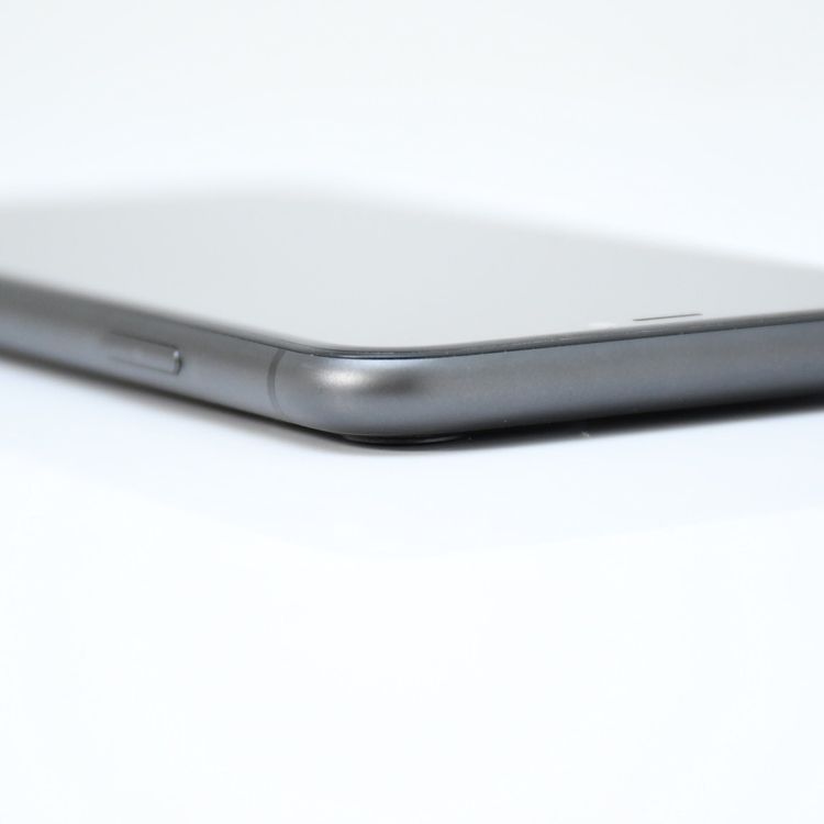 ��ư��ġ��Хåƥ꡼��������90���docomo SIM�ե꡼ iPhone11 64GB �֥�å�