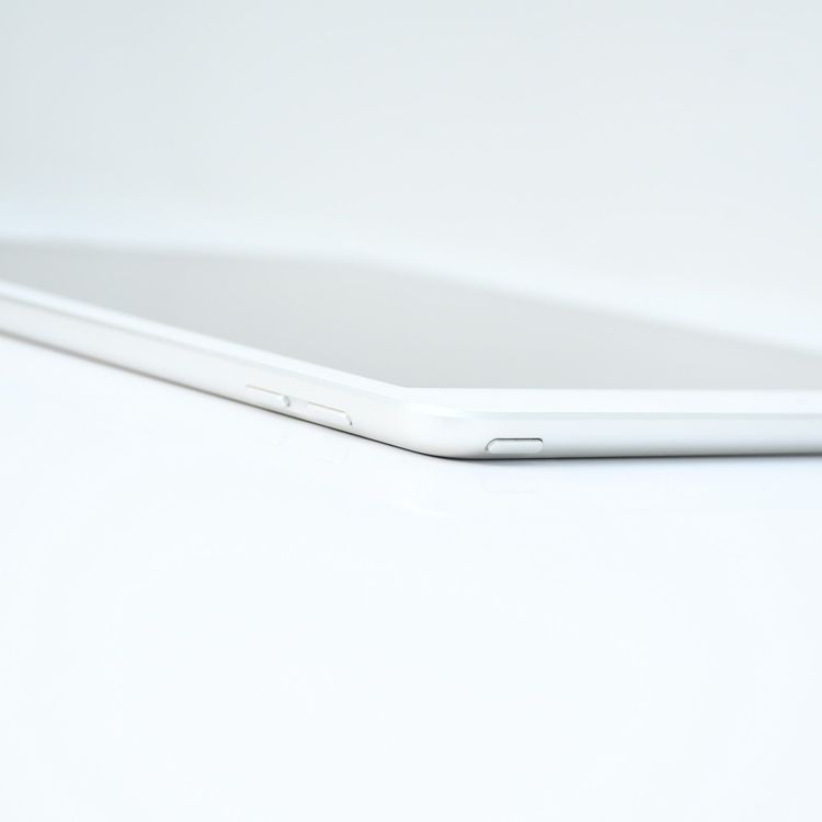 �����ʡ�iPad ��5���� 32GB  Wi-Fi��ǥ� ����С� MP2G2J/A