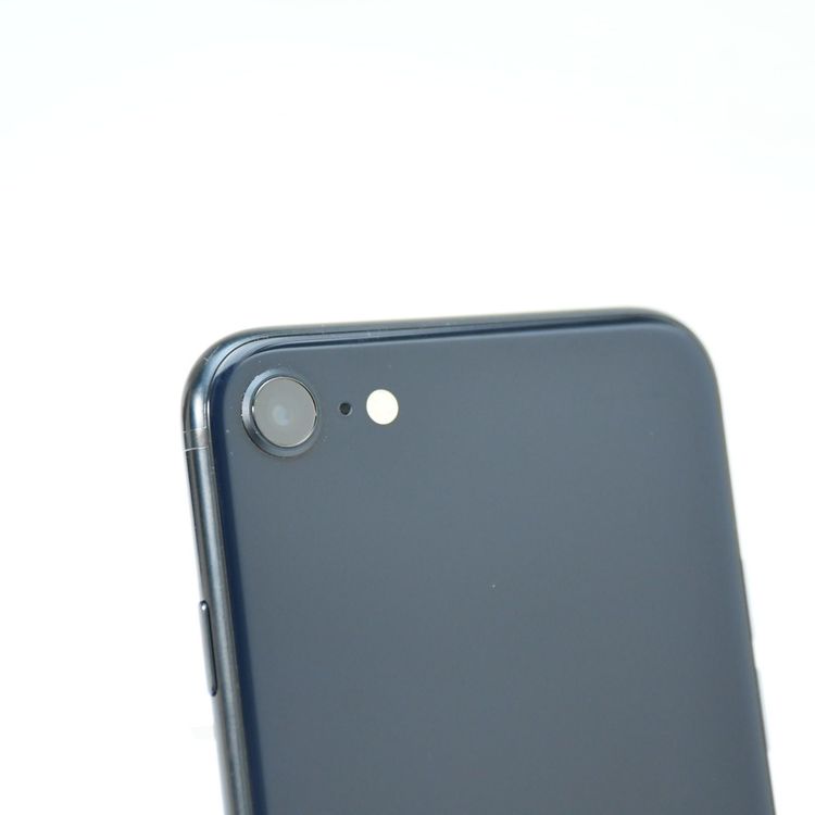 �����ʡ������Хåƥ꡼95%��SIM�ե꡼ iPhone SE��3���� 64GB�ߥåɥʥ���