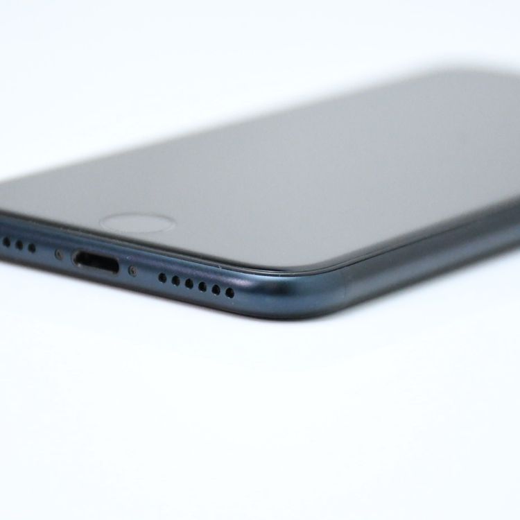 ưġ100 %ʡau SIMե꡼ iPhoneSE 裳 64GBߥåɥʥ
