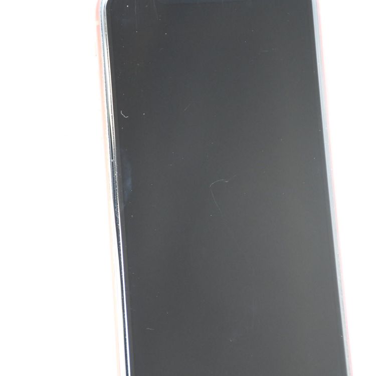 docomo SIM�ե꡼ iPhone11 64GB ��å�