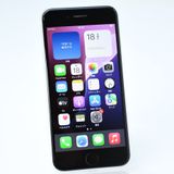 SIM�ե꡼ iPhone SE �裲���� 64GB �ۥ磻��