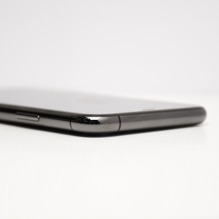 �����ʡ�SIM�ե꡼ iPhone11 Pro 256GB ���ڡ������쥤