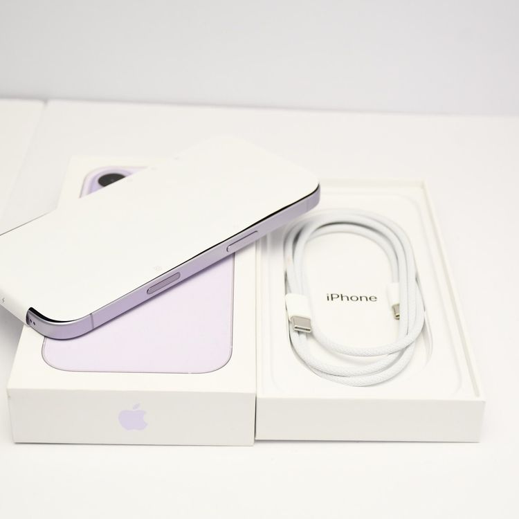 �ڿ���Ʊ�͡���°�ʴ����������Хåƥ꡼100�������2���SIM�ե꡼ iPhone17 256GB