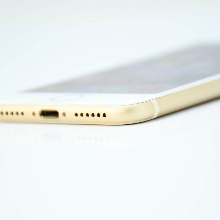 SIM�ե꡼ iPhone7 32GB �������