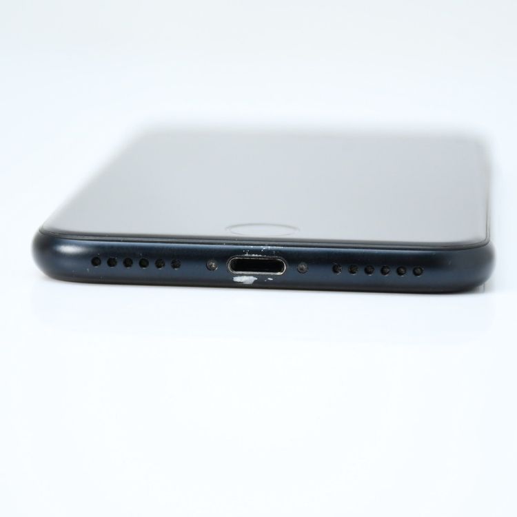 �ڽ����Хåƥ꡼87%��docomo SIM�ե꡼ iPhone SE��3���� 64GB�ߥåɥʥ���