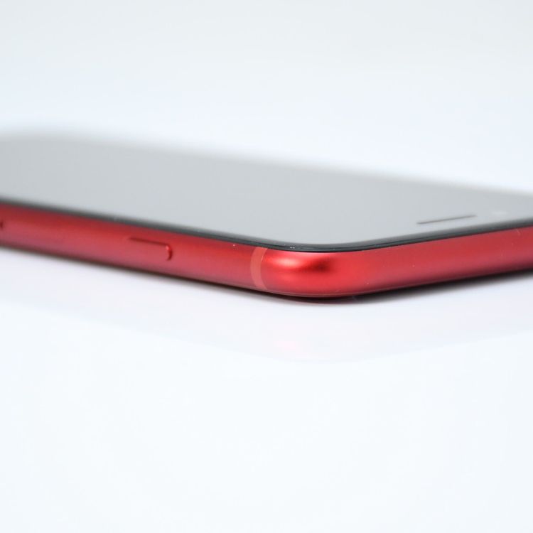 �ڱվ����ʡ������Хåƥ꡼85���docomo SIM�ե꡼ iPhoneSE �裳���� 128GB