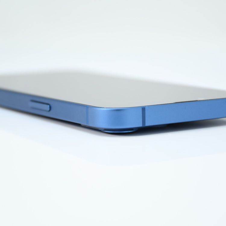 ڽХåƥ꡼ 100SIMե꡼ iPhone13 128GB ֥롼