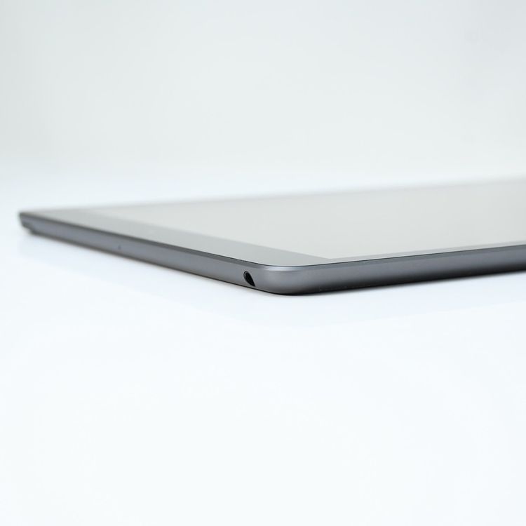 �ڥХåƥ꡼��������88���iPad ��8���� 32GB Wi-Fi��ǥ�