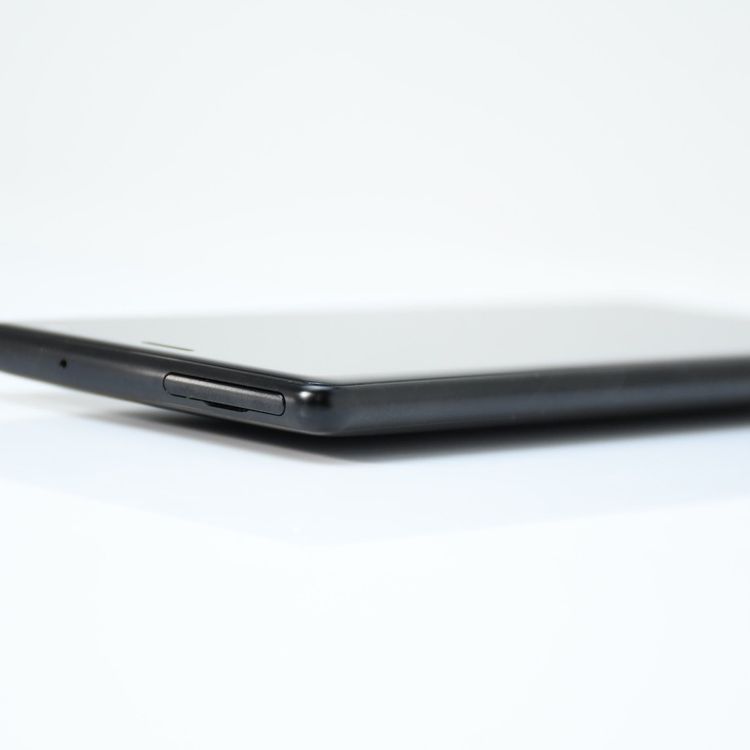 �������ɹ���SIM�ե꡼ docomo Xperia XZ2 SO-03K �֥�å�