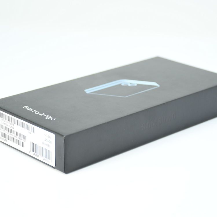 �ڿ���̤�����ʡ�docomo SIM�ե꡼ Galaxy Z Flip6 SC-54E �֥롼