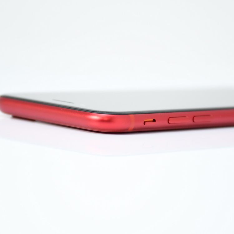 �ڿ���Ʊ�͡���������100%��iOs14��SIM�ե꡼ SE �裲���� 64GB ��å�