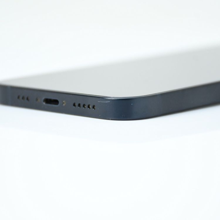 �ڱվ����ʡ������Хåƥ꡼83���SIM�ե꡼iPhone 12 128GB �֥�å�