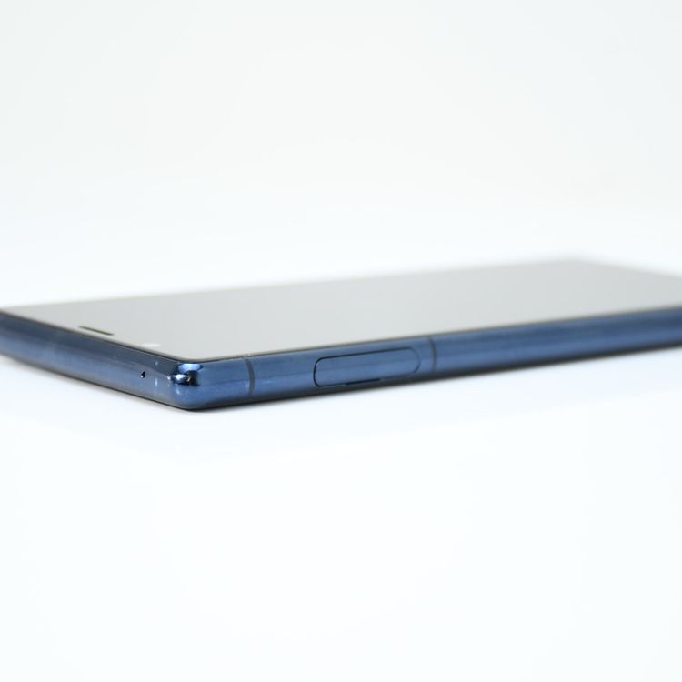 �ڱվ����ʡ�au SIM�ե꡼ Xperia 5 SOV41 �֥롼