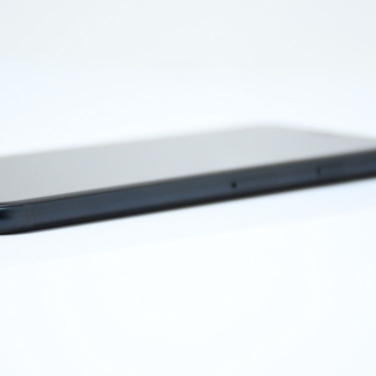 �ڽ����Хåƥ꡼87%��docomo SIM�ե꡼ iPhone SE��3���� 64GB�ߥåɥʥ���