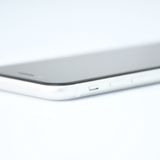 ��ư��ġ�����100 %��SIM�ե꡼ iPhone SE�裲���� 64GB �ۥ磻��