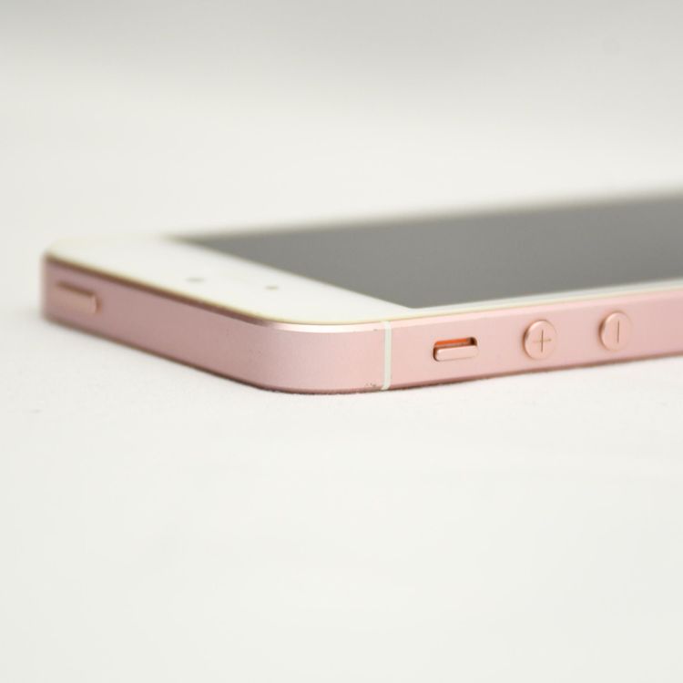 �ڱվ����ʡ�SIM�ե꡼ iPhone SE 32GB �������������