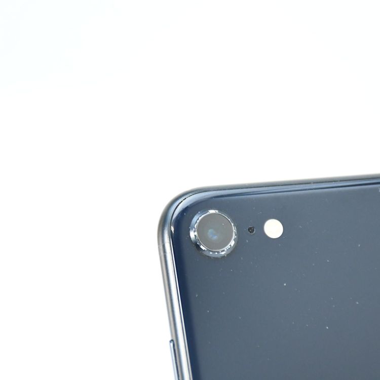 �ڽ����Хåƥ꡼96%��SIM�ե꡼ iPhoneSE �裳���� 64GB �ߥåɥʥ���