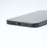 �ڽ����Хåƥ꡼87���SIM�ե꡼ iPhone15 256GB �֥�å�