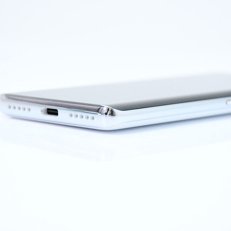 ʡSIMե꡼ Rakuten Hand P710 64GB ۥ磻
