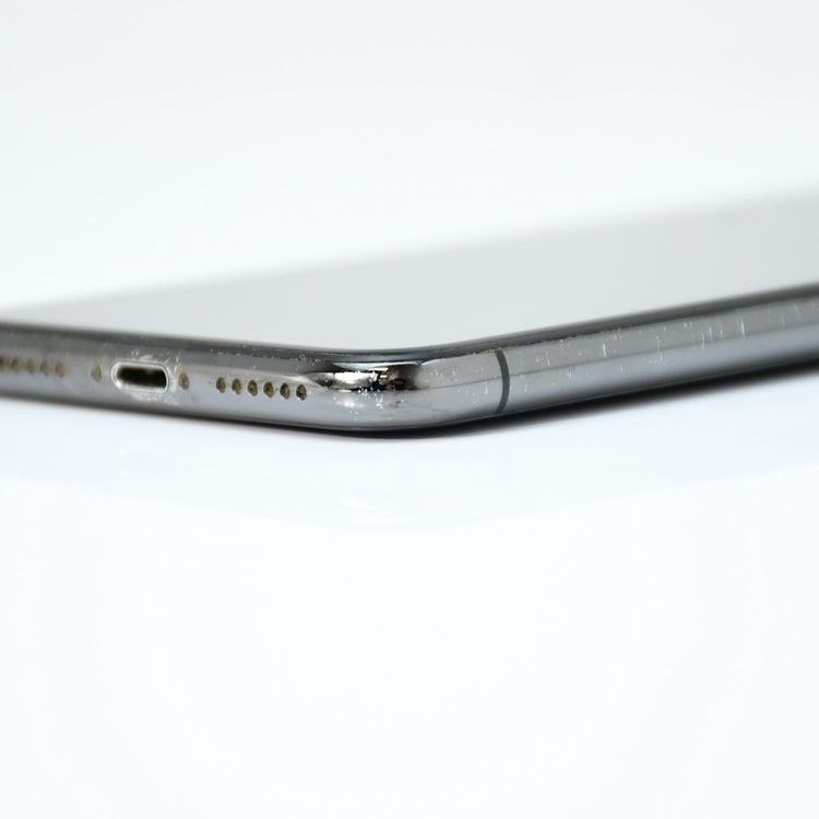 �ڱվ����ʡ�SIM�ե꡼ iPhone X 64GB ���ڡ������쥤