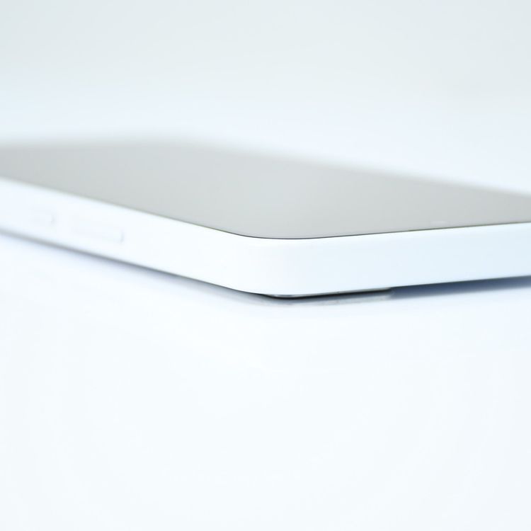 Y!mobile SIM�ե꡼Libero 5G III A202ZT �ۥ磻��