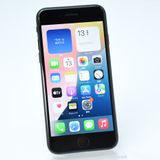 ��ư��ġ�����100 %��SIM�ե꡼ iPhone SE�裲���� 128GB �֥�å�