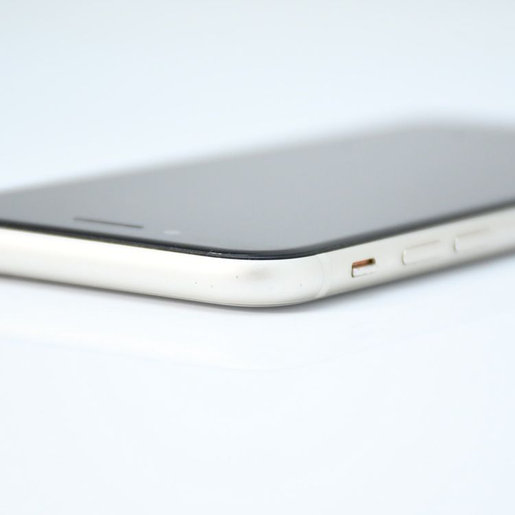 ưġ100 % SIMե꡼ iPhoneSE 裳 64GB 饤