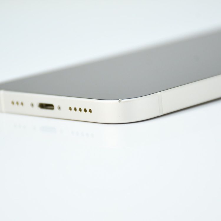 �ڱվ����ʡ������Хåƥ꡼82���SIM�ե꡼iPhone 12 64GB �ۥ磻��
