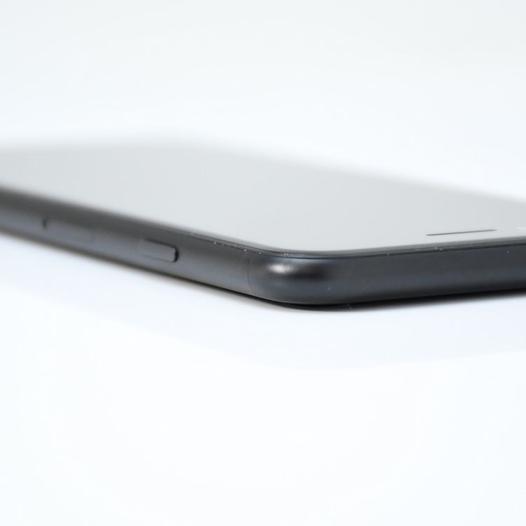 �����ʡ������Хåƥ꡼��������85���SIM�ե꡼ iPhone SE �裲���� 64GB �֥�å�