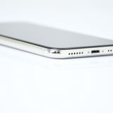 �ڱվ����ʡ������Хåƥ꡼81���SIM�ե꡼ iPhone X 64GB ����С�