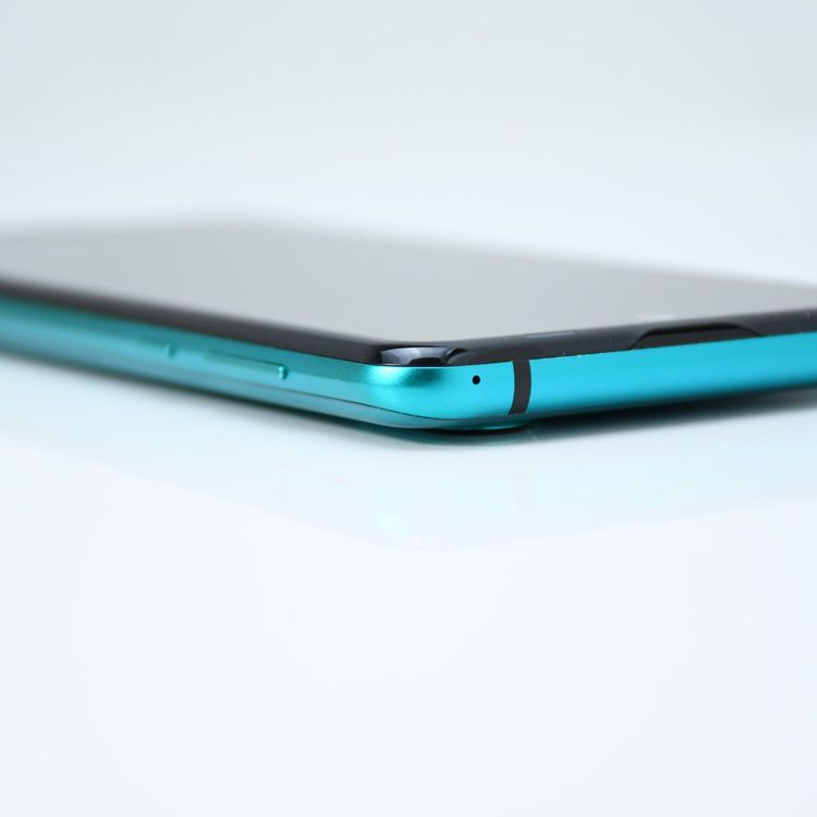 ʡɹSoftbank SIMե꡼ AQUOS R3 808SH 128GB ꡼