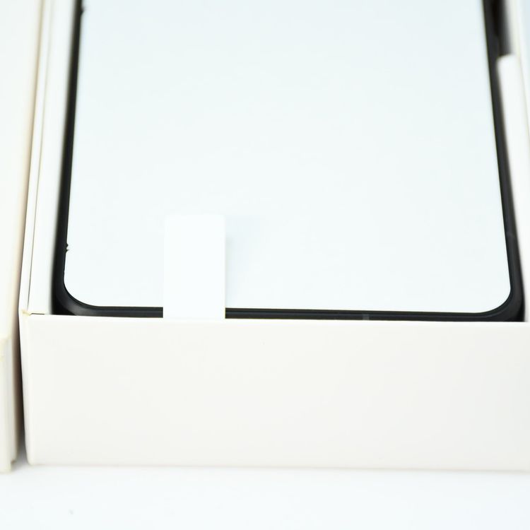 �ڿ��ʡ�SIM�ե꡼ docomo AQUOS R7 SH-52C 256GB �֥�å�