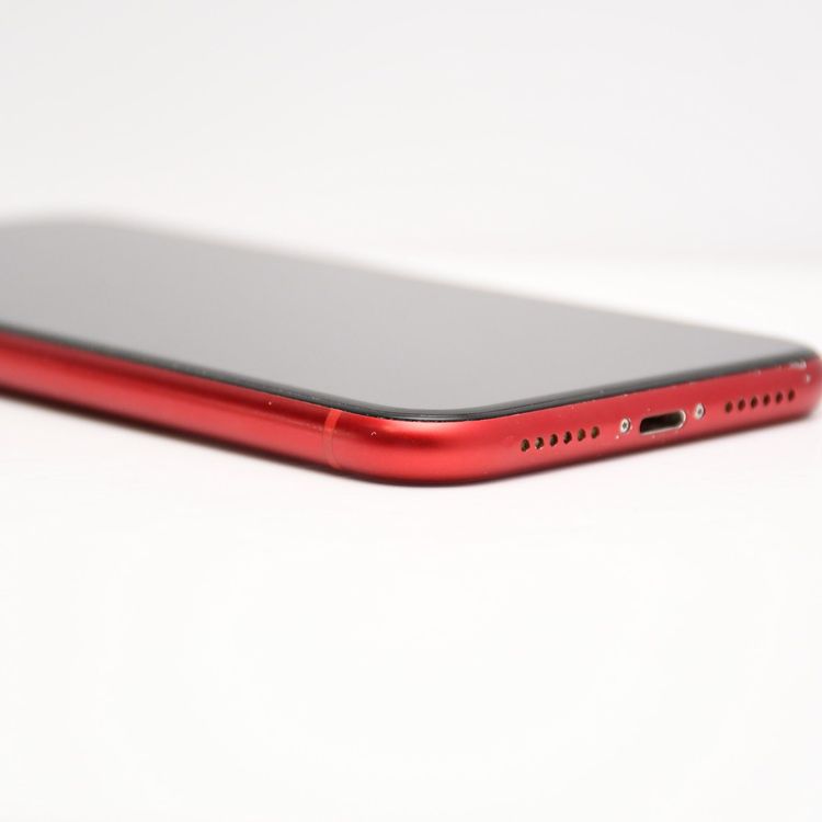 �ڱվ����ʡ�au SIM�ե꡼ iPhone11 64GB ��å�