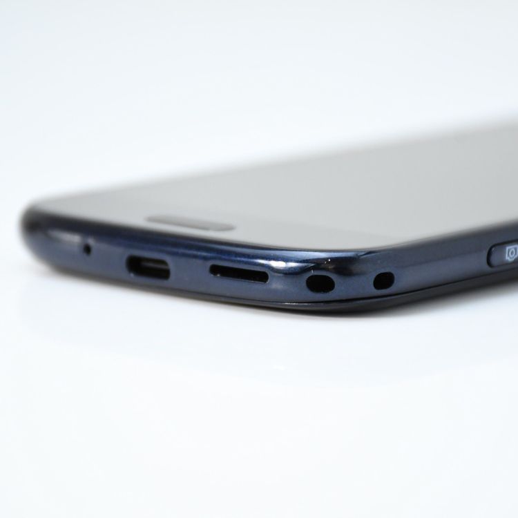 SIM�ե꡼ docomo ���ޡ��ȥե��� F-52B �ͥ��ӡ�