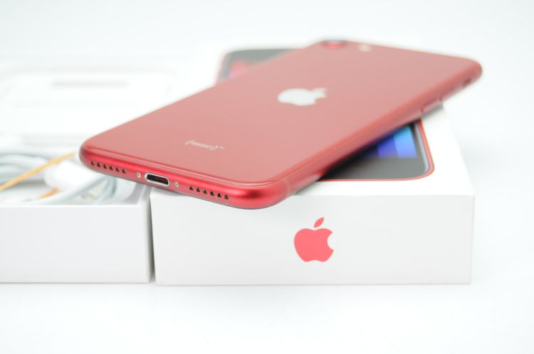 ���ʡ�docomo SIM�ե꡼ iPhone SE ��3���� 128GB ��åɡ���°�ʴ���