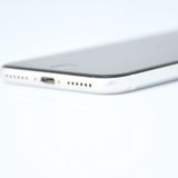 �ڽ����Хåƥ꡼��������95���SIM�ե꡼ iPhone SE �裲���� 64GB �ۥ磻��