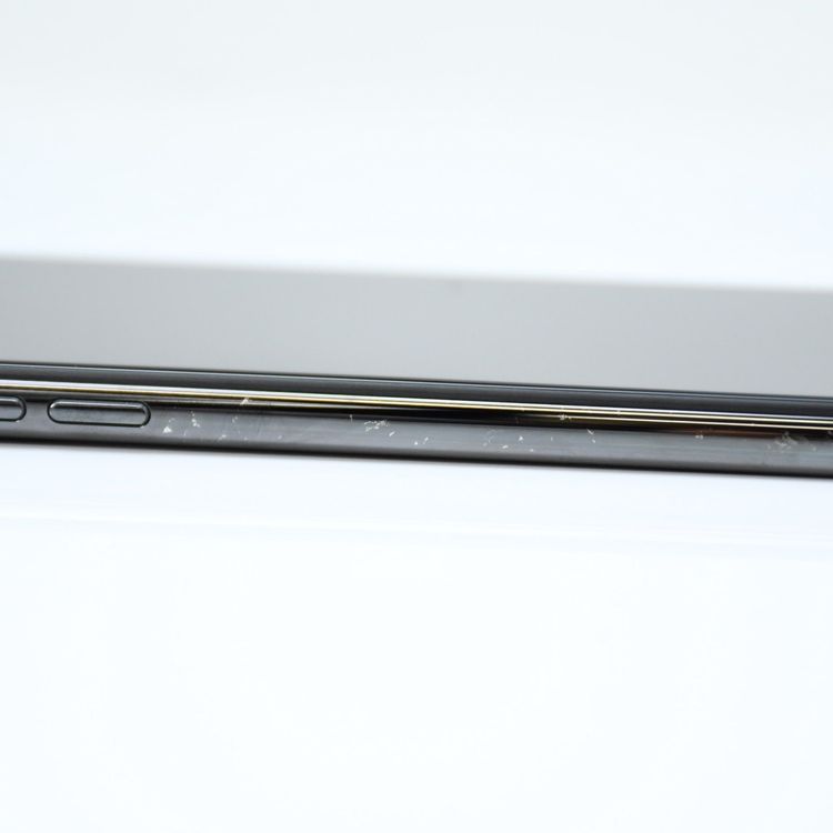 �ڱվ����ʡ�ư��ġ�����100 %��SIM�ե꡼iPhone X 256GB ���ڡ������쥤