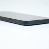 �ڱվ����ʡ������Хåƥ꡼81���au SIM�ե꡼ iPhone 12 64GB �֥�å�