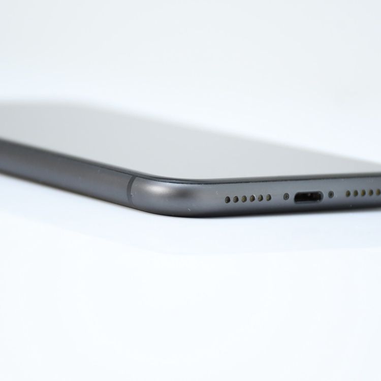 �����ʡ�SIM�ե꡼ iPhone11 64GB �֥�å�