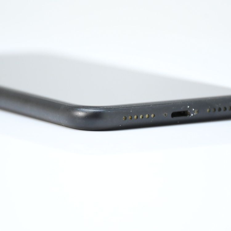 �ڱվ����ʡ������Хåƥ꡼80���SIM�ե꡼ iPhone XR 64GB �֥�å�