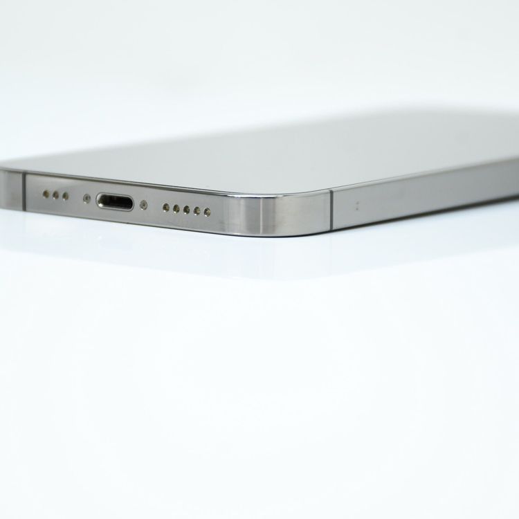 �ڶ˾����ʡ���°�ʴ�����au SIM�ե꡼ iPhone 12 Pro 128GB ����ե�����