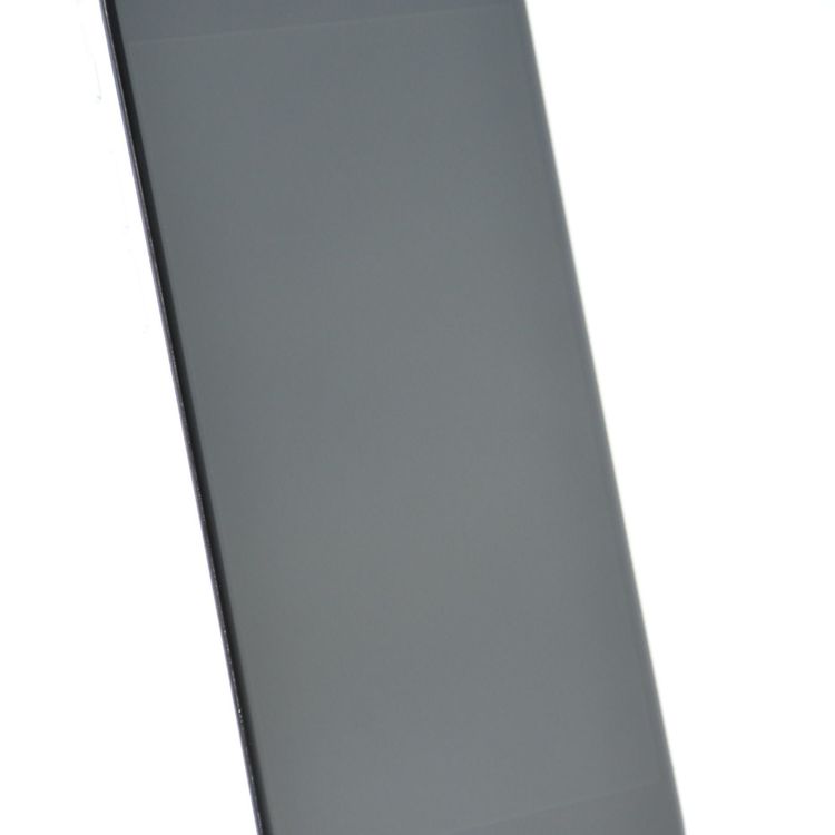 ��ư��ġ�����100 %��SIM�ե꡼ iPhone SE�裲���� 64GB �ۥ磻��