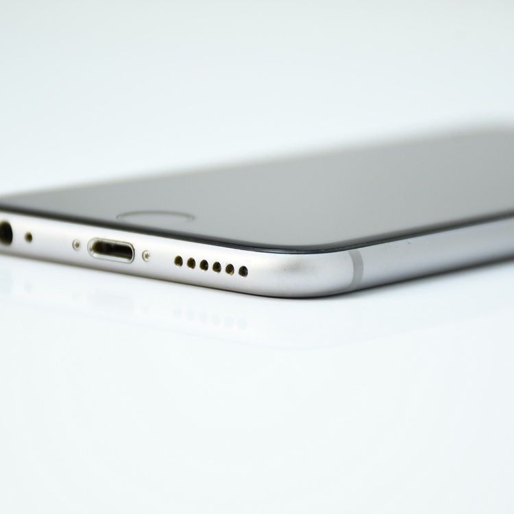 ڱվʡSIMե꡼ iPhone6s 32GB ڡ쥤