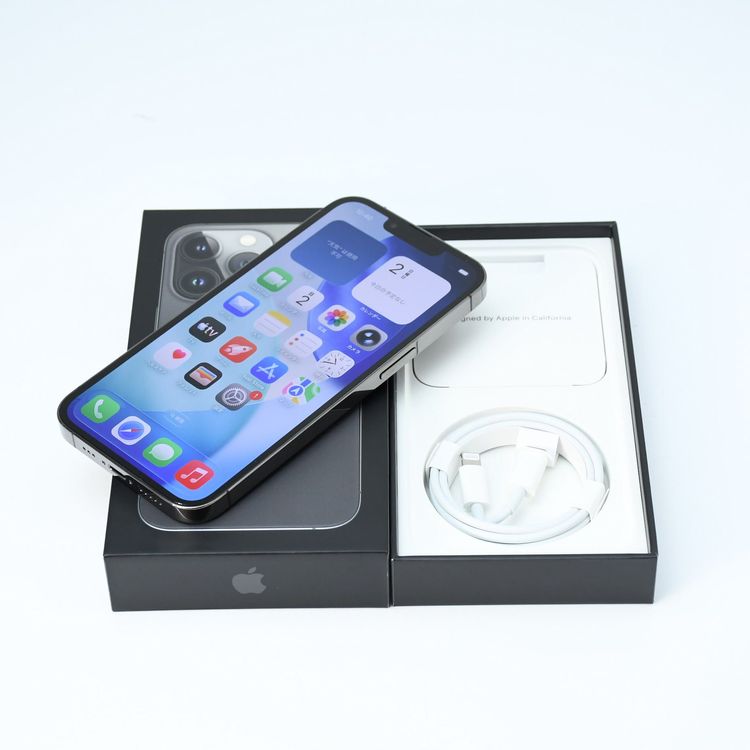 �ڱվ����ʡ���°�ʴ�����docomo SIM�ե꡼iPhone13 Pro 128GB ����ե�����