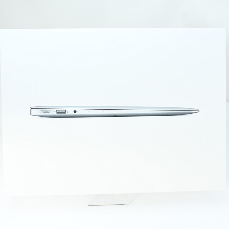 �ڽ�����39���MacBook Air 13����� 4GB/128GB