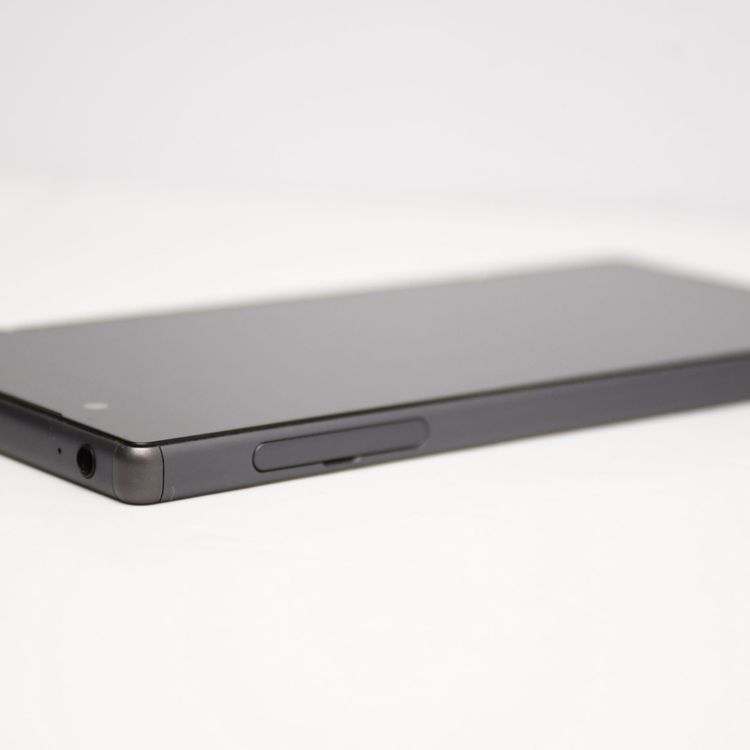 ���������SIM�ե꡼ Xperia SO-01H
