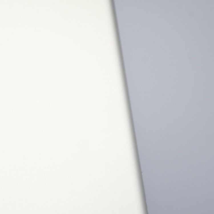 �ڱվ����ʡ�iPad ��9���� Wi-Fi 64GB ����С�